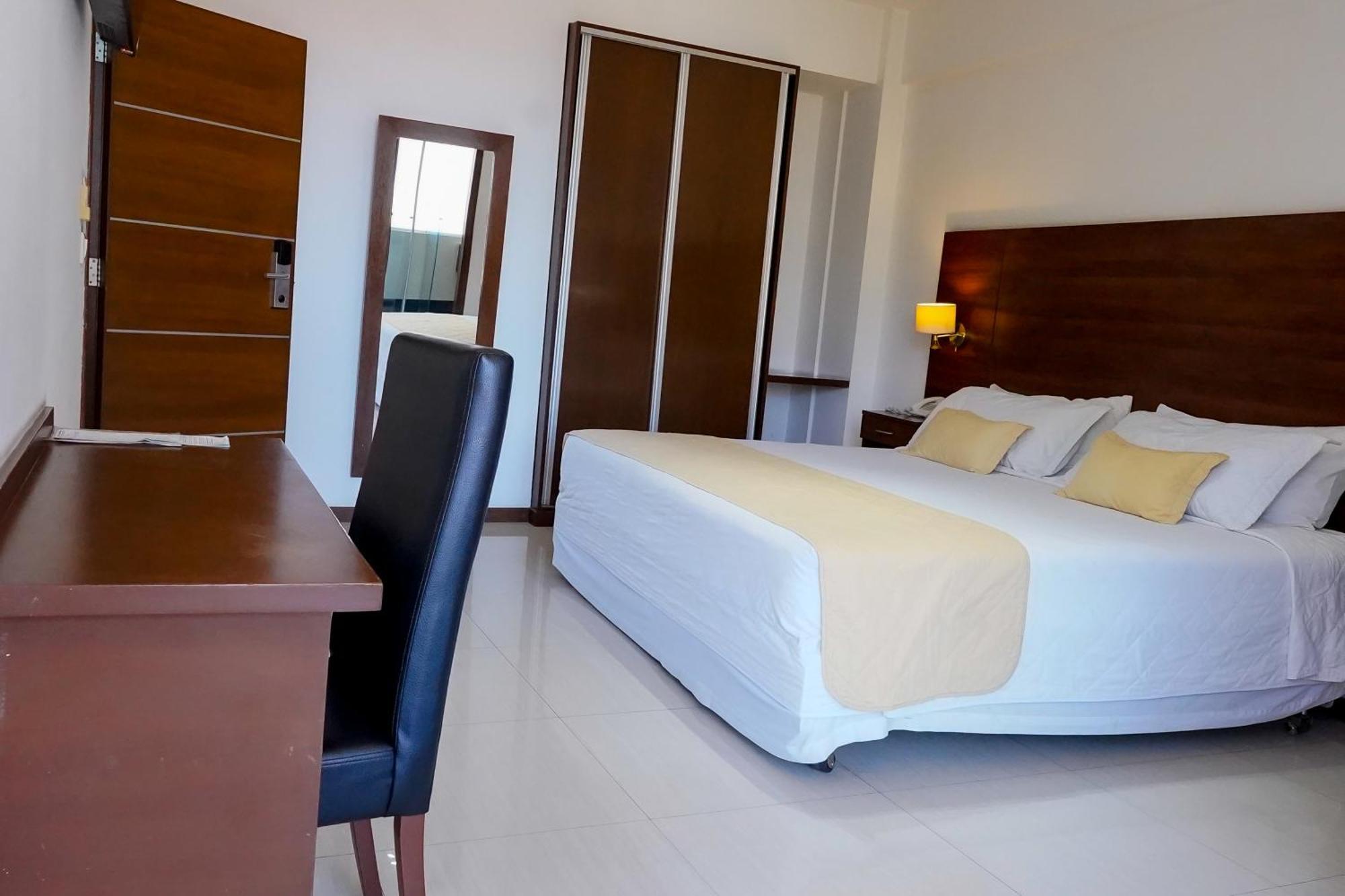 Prince Hotel Santa Cruz de La Sierra Kültér fotó