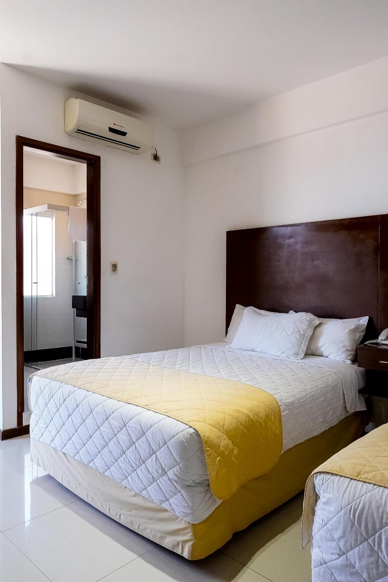 Prince Hotel Santa Cruz de La Sierra Kültér fotó